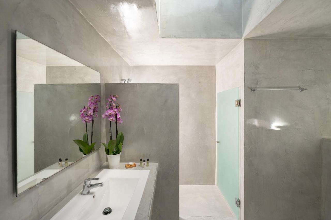 Infinite Blue Luxury Suites Fira  Zewnętrze zdjęcie