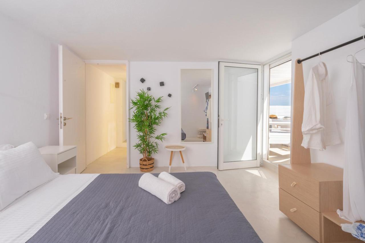 Infinite Blue Luxury Suites Fira  Zewnętrze zdjęcie