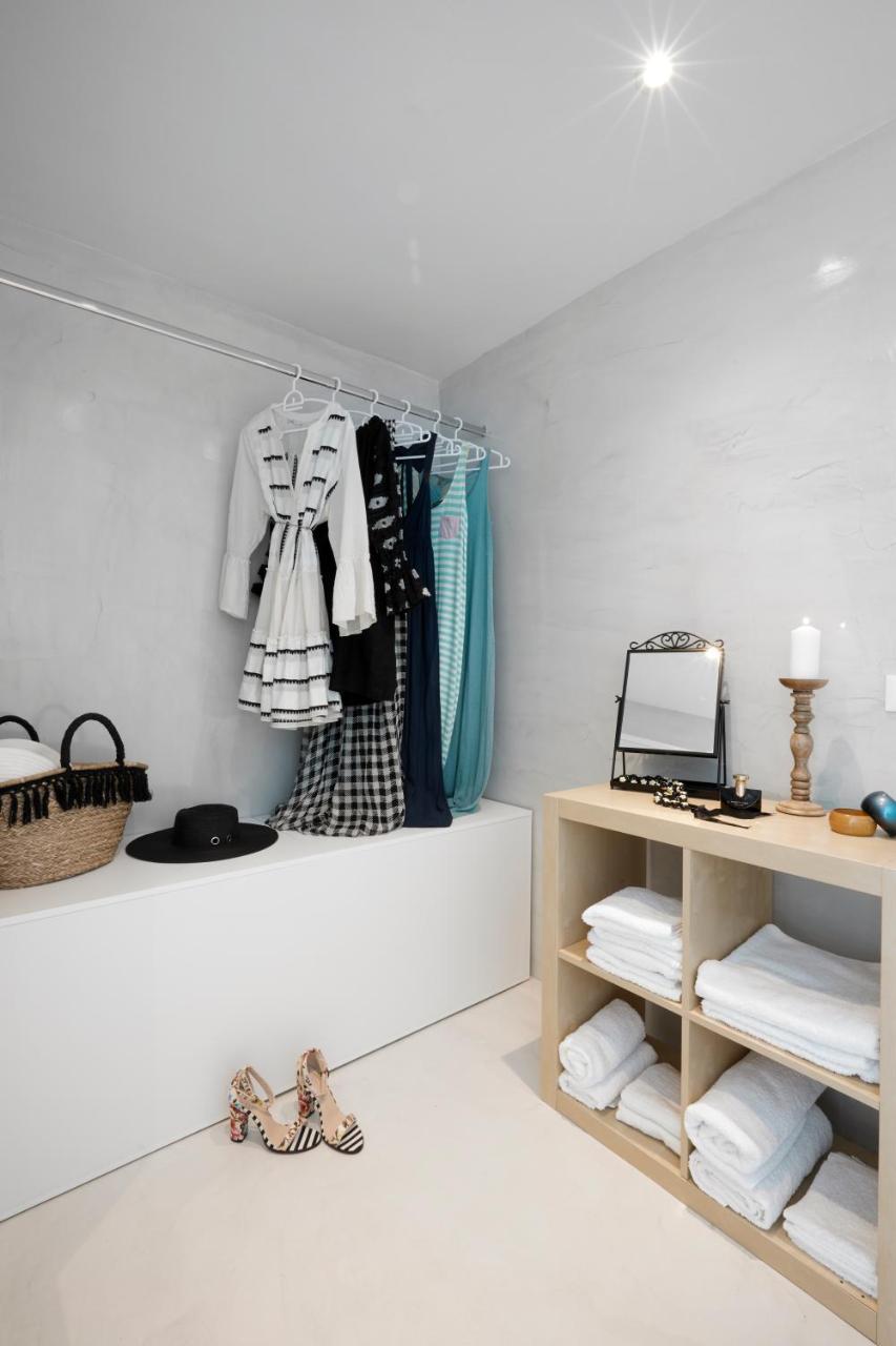 Infinite Blue Luxury Suites Fira  Zewnętrze zdjęcie