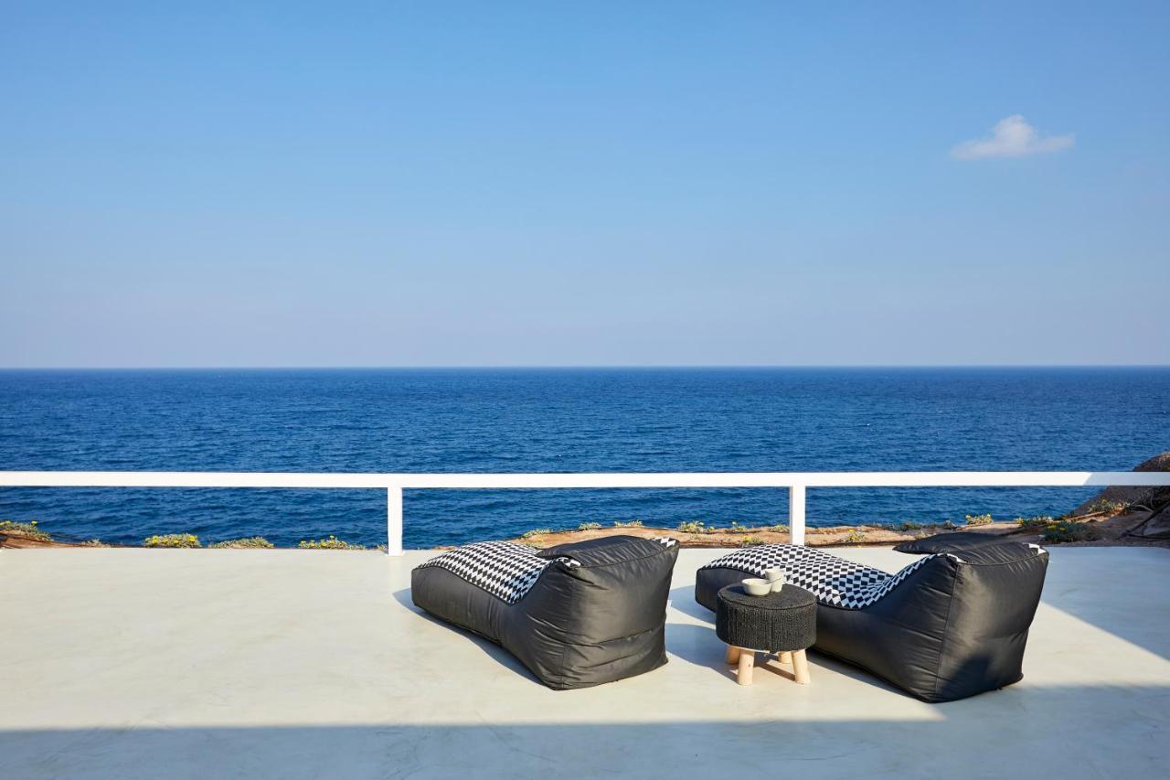 Infinite Blue Luxury Suites Fira  Zewnętrze zdjęcie
