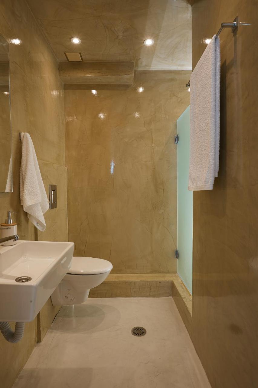 Infinite Blue Luxury Suites Fira  Zewnętrze zdjęcie